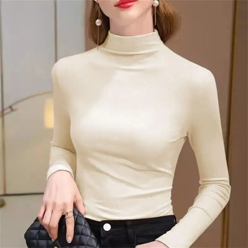 Camiseta Femenina Cuello Alto